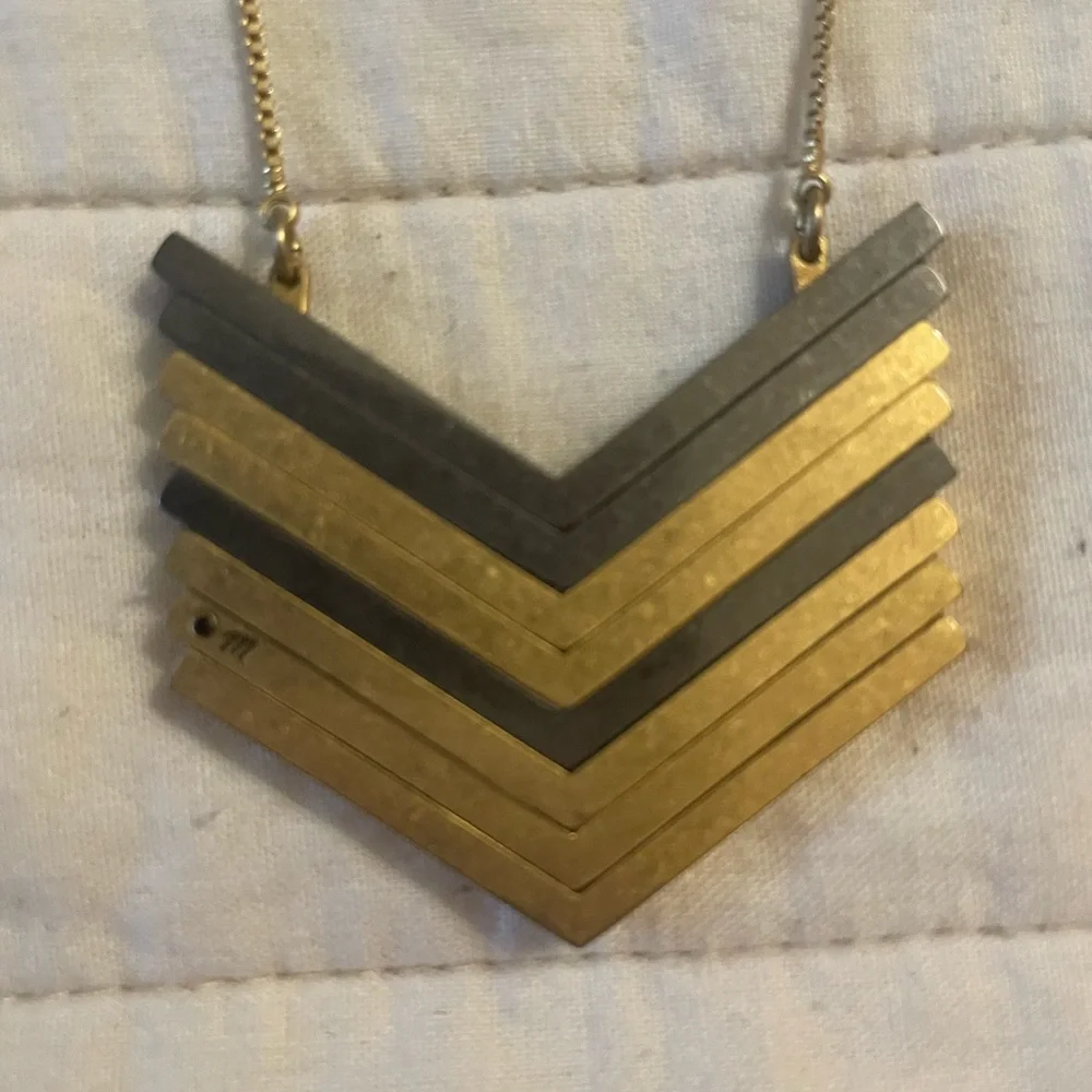 Madewell Gold and Silver tone Chevron Necklace Adjustable Chain - Picture 5 of 13